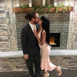 Meet your Posher, Angeline